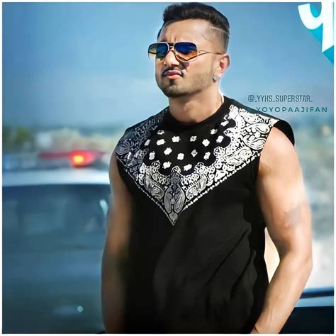 honey singh pink gold shirt.